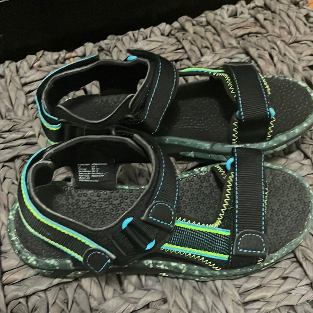 Wonder Nation Black and Green Sandals for Outdoor Adventures
